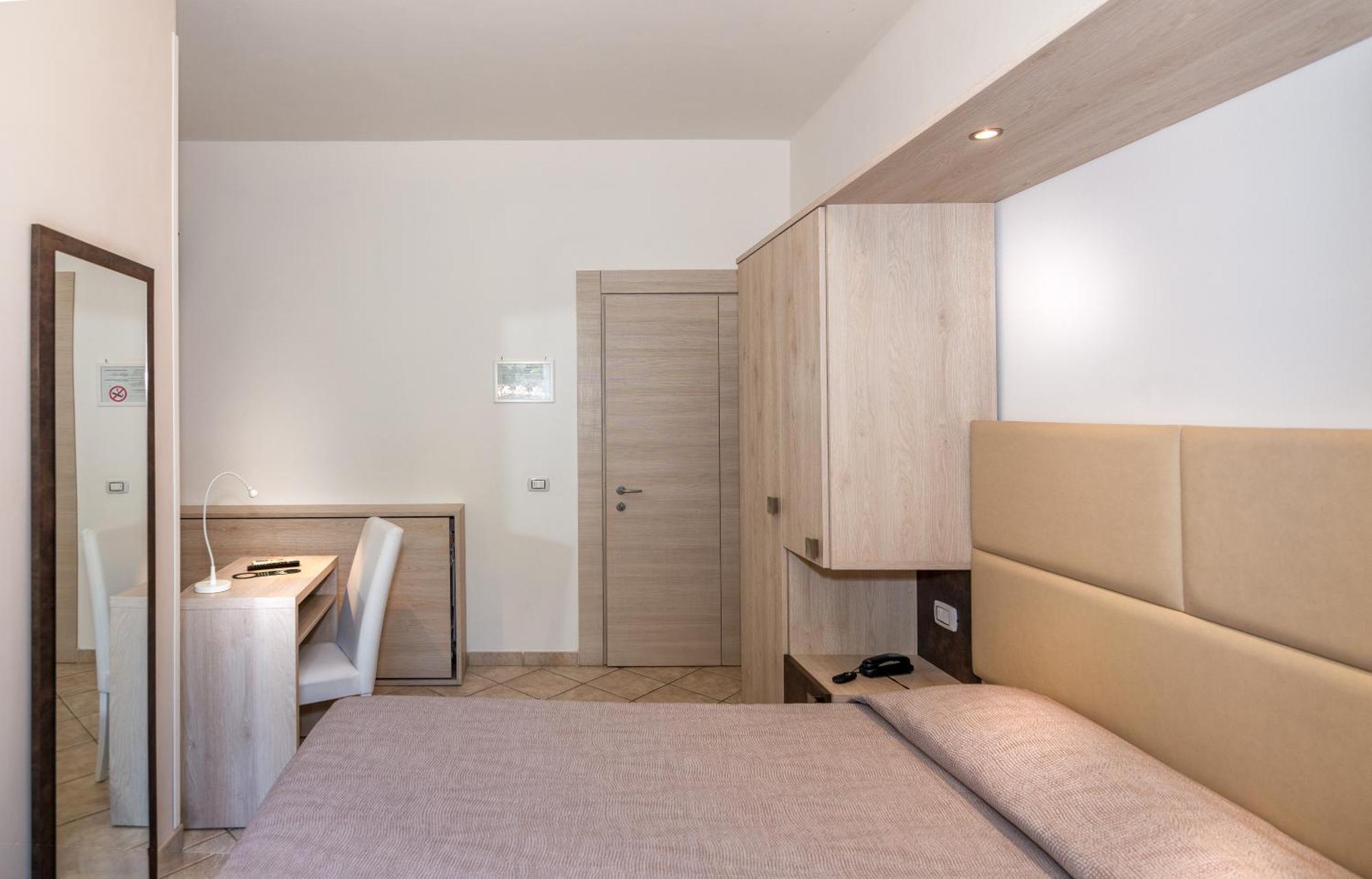 Hotel Eura Marina di Massa Eksteriør billede