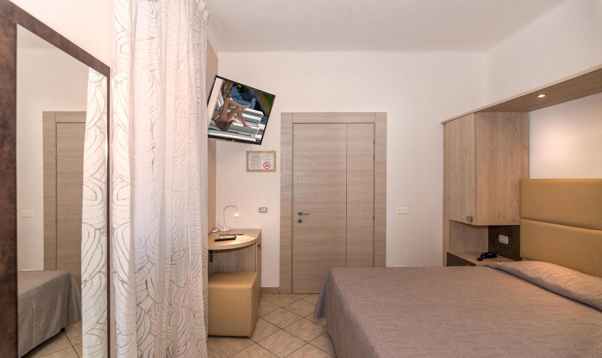 Hotel Eura Marina di Massa Eksteriør billede