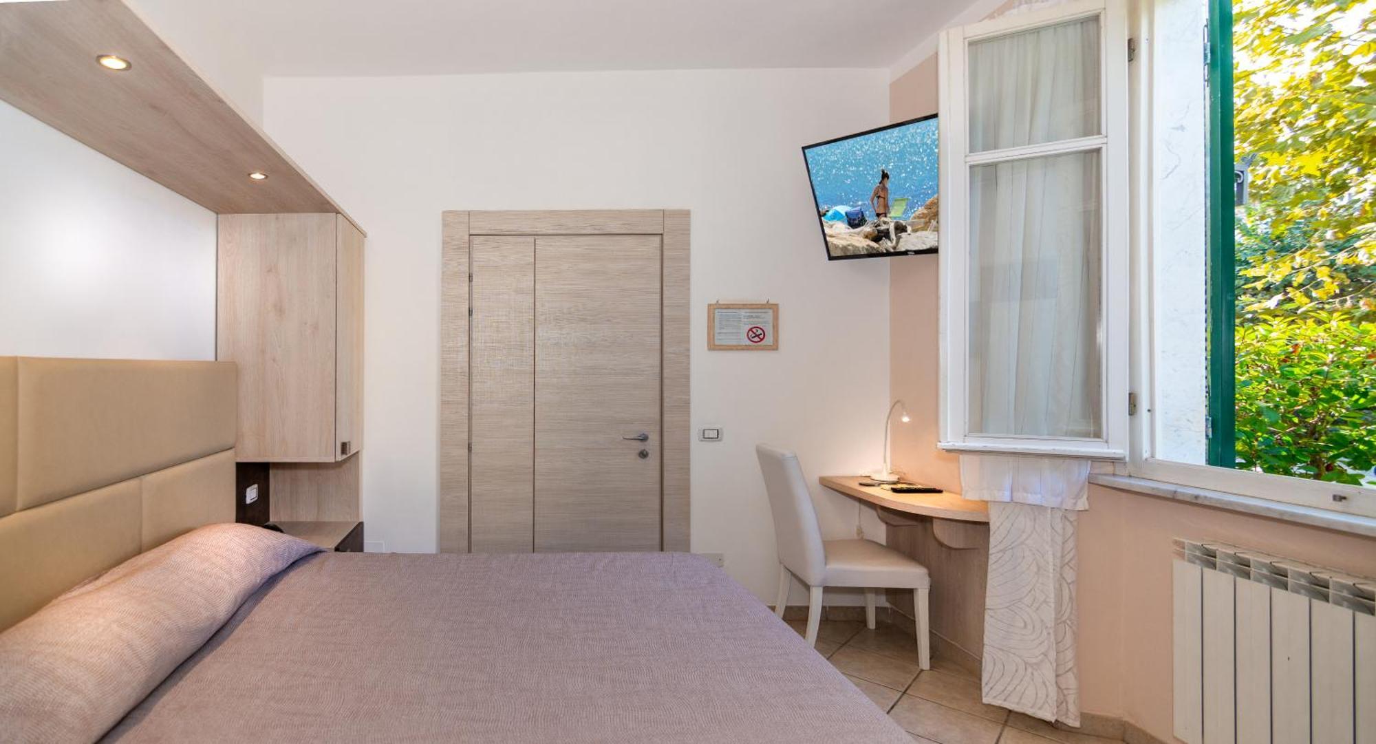 Hotel Eura Marina di Massa Eksteriør billede